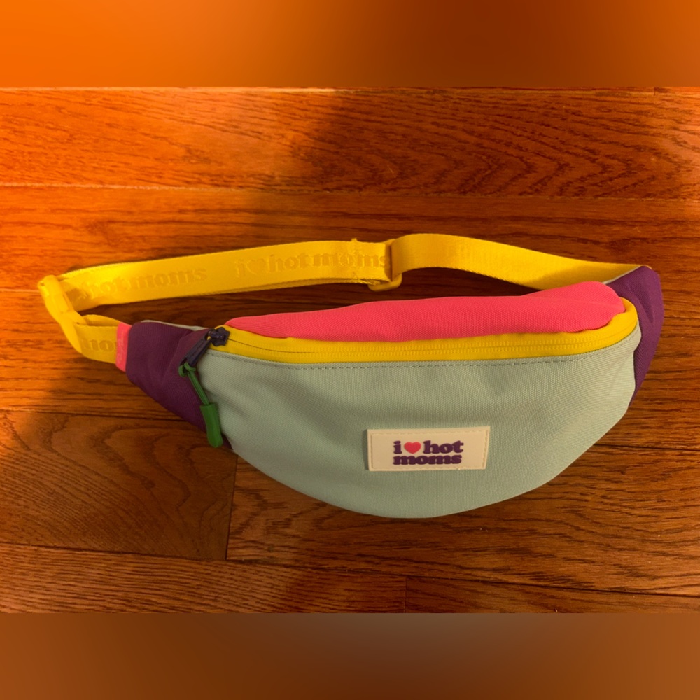 Danny Duncan I Love Hot Moms Fanny Pack